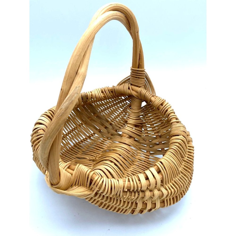 Basket Buttocks Shaped God's Eye Design